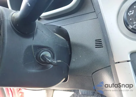 2009 Toyota Matrix z USA, uszkodzony, nr VIN 2T1KU40EX9C174063